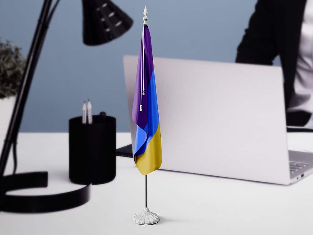 Table Mini Flag Mockups 01